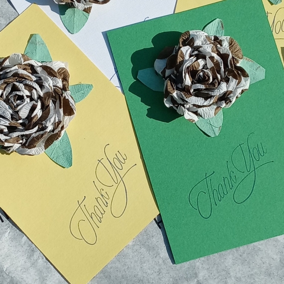 Handcrafted 3D Rose Thank You Cards with QR Closet Sticker - Picture 3 of 6